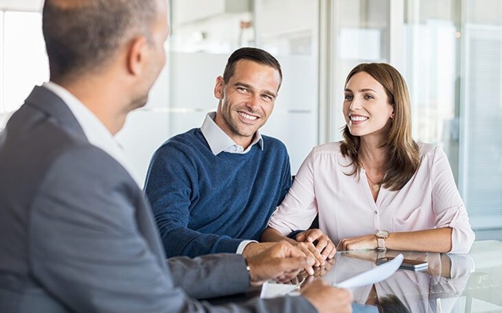 How to Choose the Right Insurance Agency for Your Family or Business